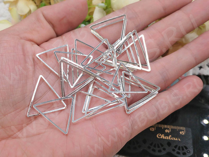 Декоративный элемент 097 Треугольник рамка контур коннектор 23*21*1,2мм серебристый (Brass)