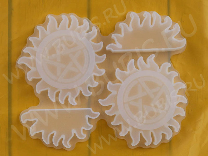 Молд 240 для эпоксидной смолы кулон подвеска Звезда Пентаграмма 70*70*7мм Хэллоуин (силикон)