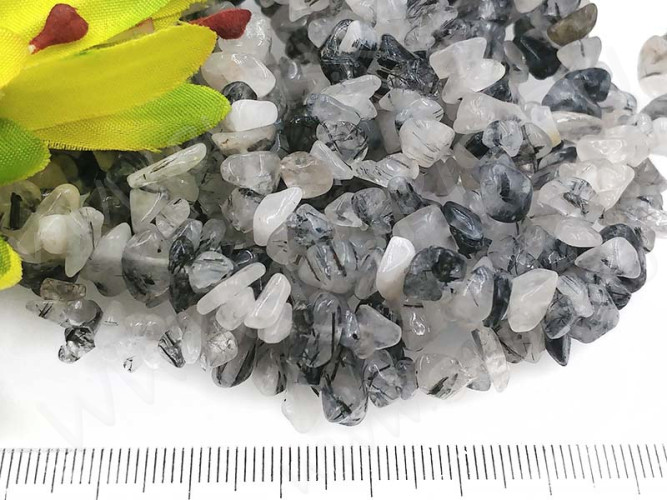 Крошка (галтовка) каменная 168 5-9мм Кварц с шерлом натуральный (камни) (нить 43-45см)