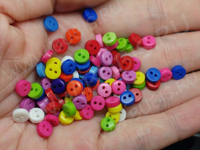 Декоративный элемент 063 Пуговица малюсенькая 6*6*2,5мм МИКС непрозрачный (резин) (20шт.)