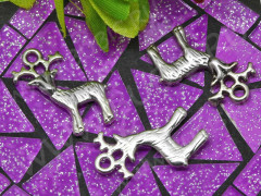 Подвеска Олень 04 3D 23*19*2,8см античное серебро (литьё)