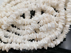 (ОПТ) Ракушка 10 крошка пластинки примерно 8-12*2мм белая молочная (перламутр и ракушки) (НИТЬ 20-21см)