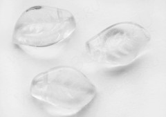 Подвеска Листик 05 3D зимний изогнутый 15*10*4мм прозрачный (Чешское стекло) (10шт.)