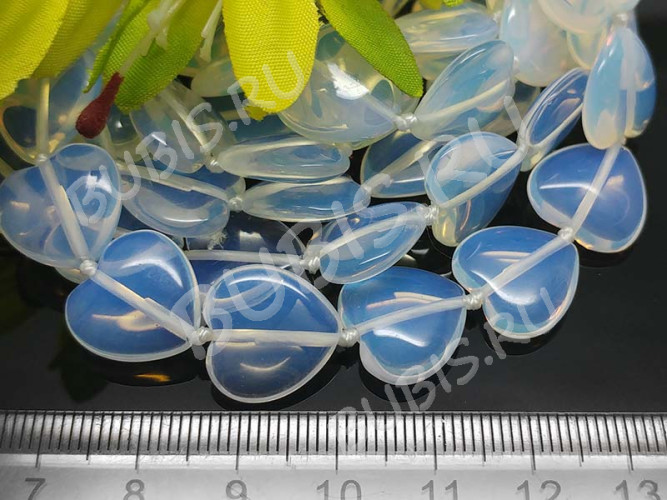 Бусина каменная Сердце 08 14*14*4,5мм Лунный камень синт. (Опалит) (камни)