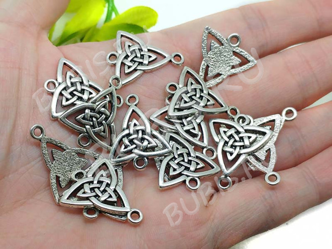 284 Коннектор Трикветр 24,5*19,5*2,5мм античное серебро (литьё)