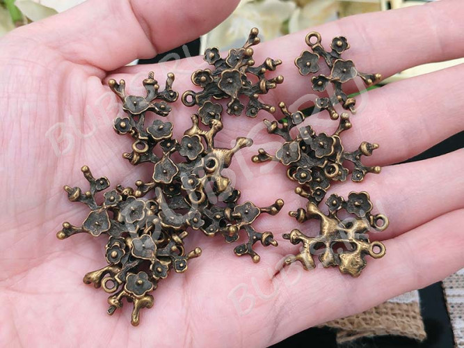 Подвеска Веточка 02 3D с цветочками 24*17*3,5мм античная бронза (литьё)