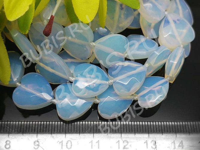 Бусина каменная Сердце 09 гранёное 14,5*14,5*5,5мм Лунный камень синт. (Опалит) (камни)