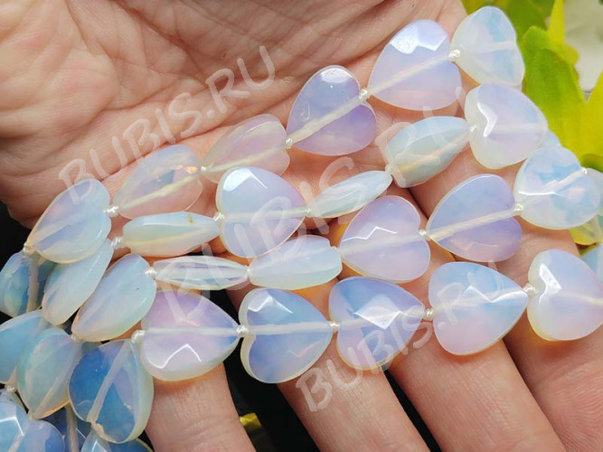 Бусина каменная Сердце 09 гранёное 14,5*14,5*5,5мм Лунный камень синт. (Опалит) (камни)