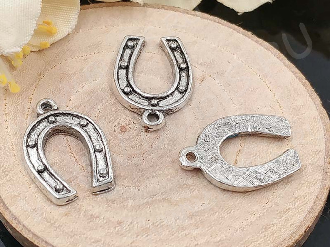 Подвеска Подкова 04 15,5*11,3*1,5мм античное серебро (литьё)