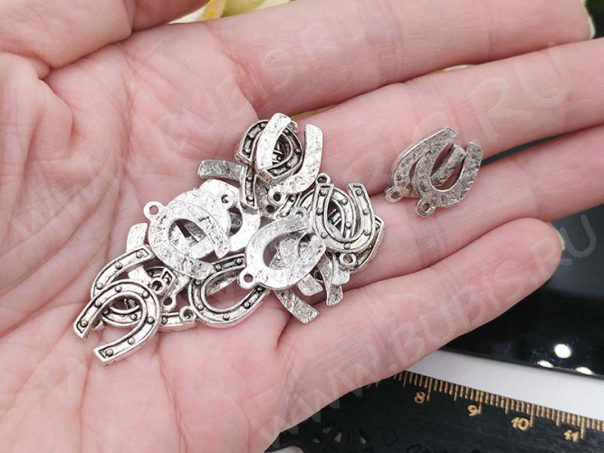 Подвеска Подкова 04 15,5*11,3*1,5мм античное серебро (литьё)