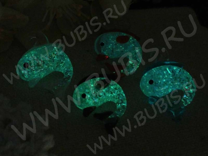 Подвеска Дельфинчик 01 3D светонакопительный 25*21*9,5мм лиловый прозрачный (Lampwork)