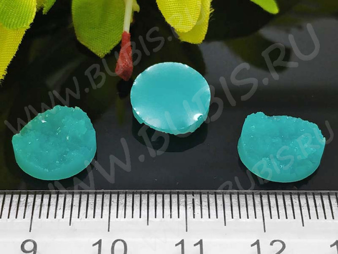 Кабошон декоративный 19 Круг с кристаллами 12*12*4,5мм голубо-бирюзовый НЕпрозрачный (резин)