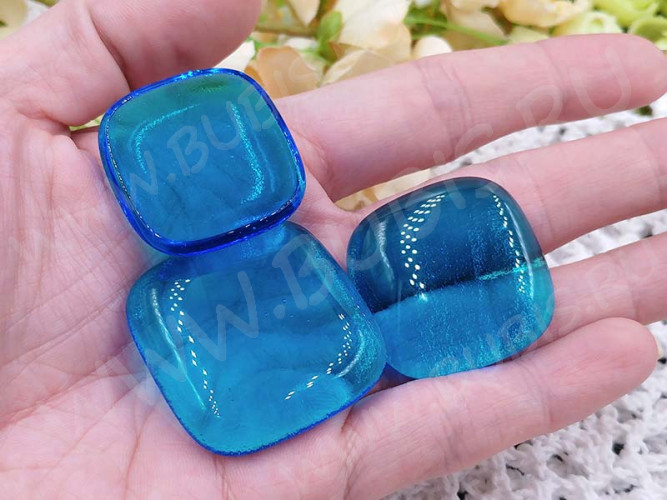 Кабошон Фьюзинг 212 Квадратный 31-36*31-36*8мм Темно-голубой прозрачный