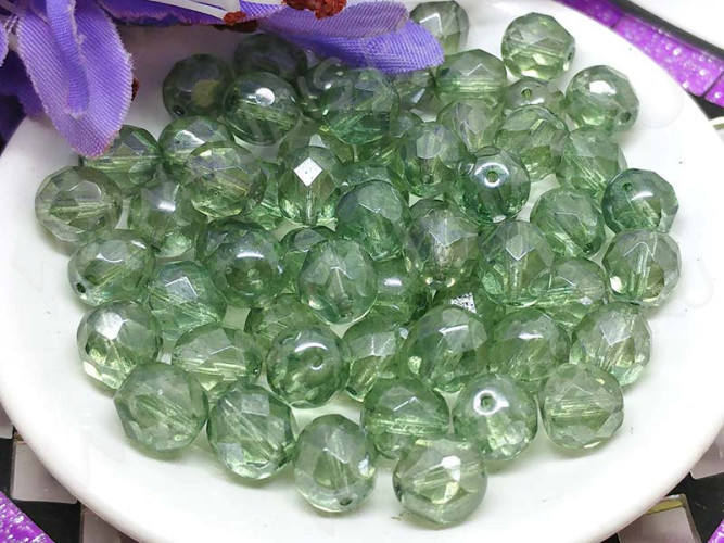 (СКИДКИ!!!) Округлая гранёная бусина 8мм бл.зелёная с прозрачным бензином прозрачная (Чешское стекло) (10шт.)