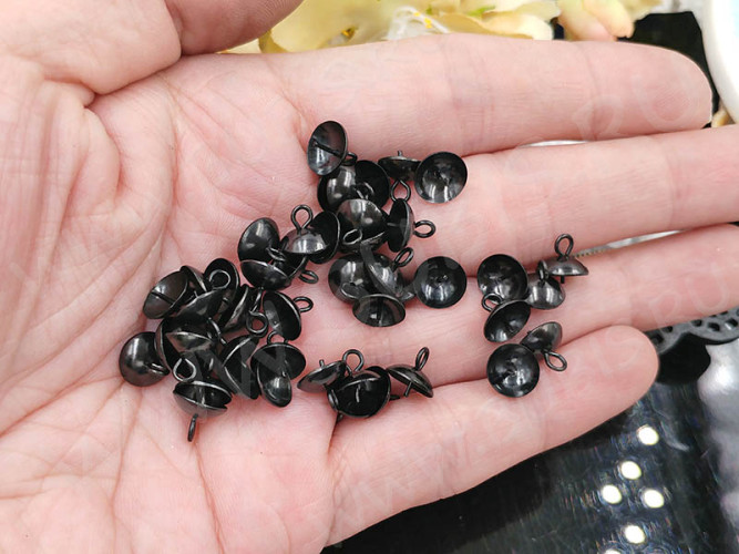 Держатель кулона 076 шапочка со штырьком 8*8*8мм чёрный никель (Хирургическая Сталь)