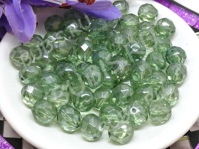 (ОПТ) Округлая гранёная бусина 8мм бл.зелёная с прозрачным бензином прозрачная (Чешское стекло) (100шт.)