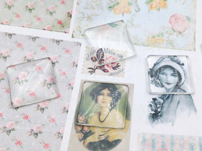 Кабошон стеклянный 26 Квадрат выпуклый 25*25*5мм прозрачный (стекло)