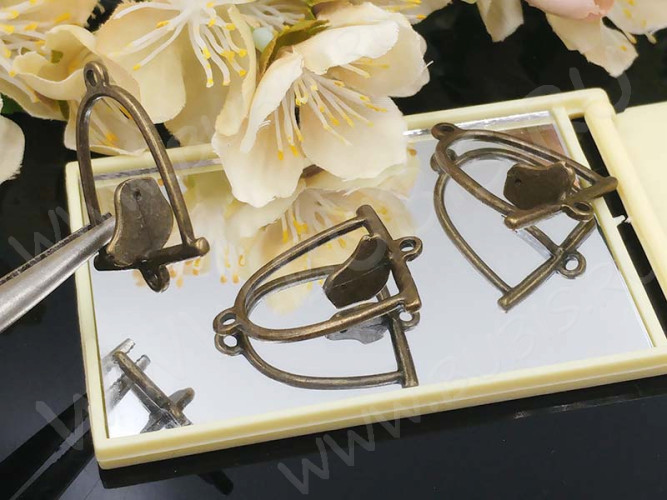 Подвеска Птичка 16 3D коннектор рамка 31*24*11мм античная бронза (литьё)