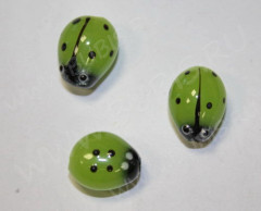 051 Божья коровка 14*13*11мм салатовая