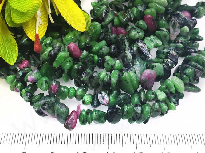 Крошка (галтовка) каменная 173 5-9мм Цоизит натуральный (камни) (нить 43-45см)