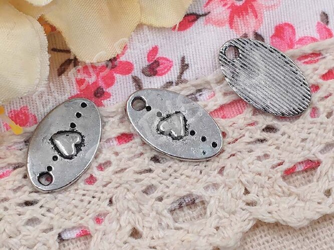(СКИДКИ!!!) Подвеска Овал 05 Жетон с сердечком 15,5*9,5*1,5мм античное серебро (литьё) (10шт.)