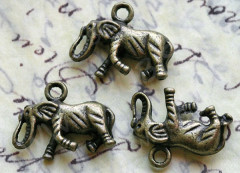 Подвеска Слоник 03 3D 17,5*14*4,5мм античная бронза (литьё)