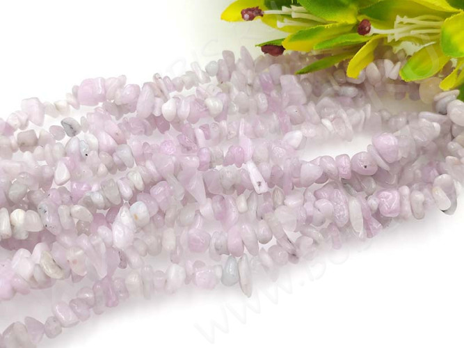 Крошка (галтовка) каменная 174 5-9мм Кунцит натуральный (камни) (нить 43-45см)