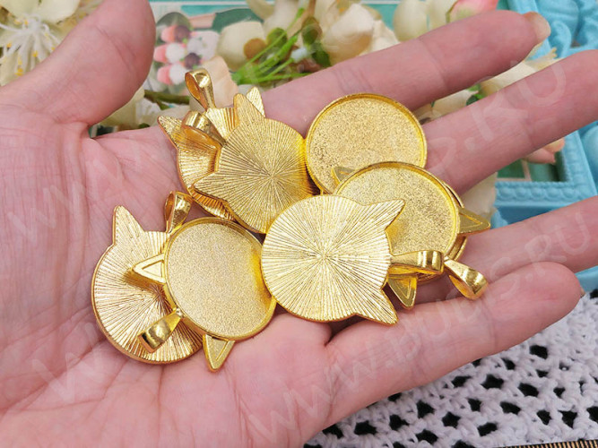 Подвеска-сеттинг Круг 43 Мордочка кошки с сеттингом 25мм 37*27*2,4мм зоолотистая (литьё)