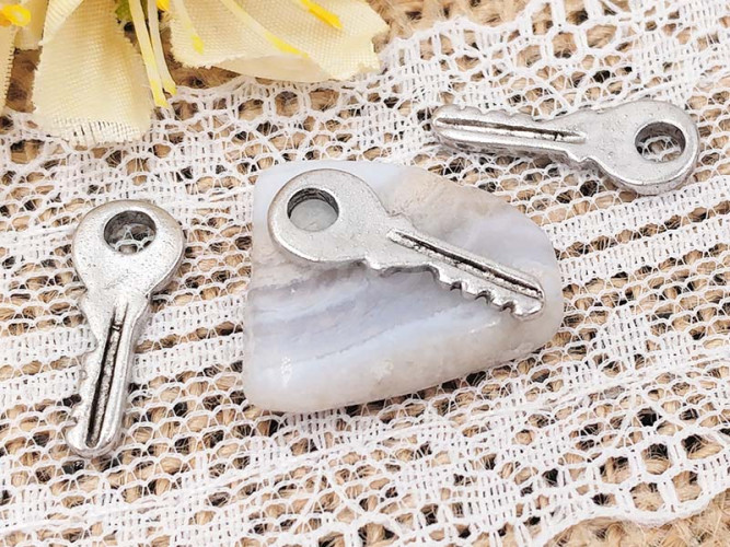 Подвеска Ключик 08 3D 18,5*7*1,2мм античное серебро (литьё)