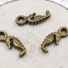 Купить (СКИДКИ!!!) Подвеска Морской конёк 05 3D 13*5*2,5мм античная бронза (литьё) (10шт.) с доставкой по России