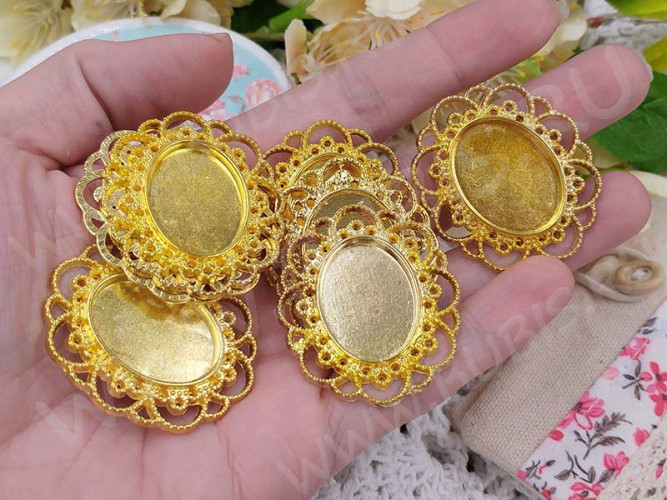 Подвеска-сеттинг Овал 08 (сеттинг 24-25*18мм) 40*35*1,9мм золотистый (литьё)