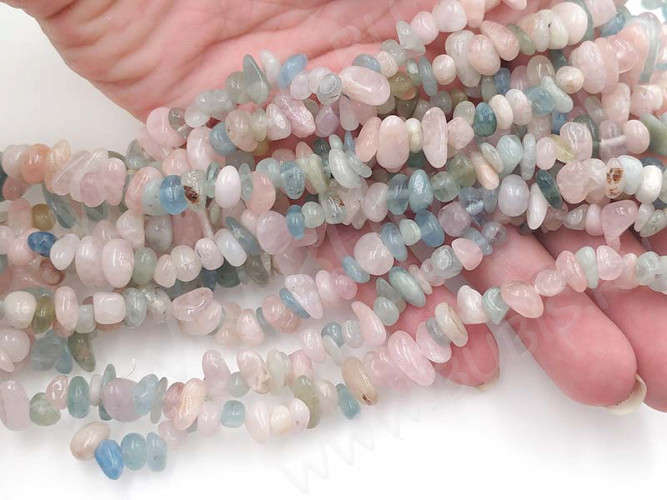 Крошка (галтовка) каменная 177 5-9мм Берилл натуральный (камни) (нить 43-45см)