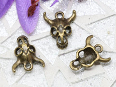 Подвеска Череп 15 животного с рогами 15*13*3,5мм античная бронза (литьё)