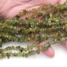 Крошка (галтовка) каменная 178 3-7мм Гранат натуральный зелёный (Гроссуляр) (камни) (нить 43-45см) Купить Крошка (галтовка) каменная 178 3-7мм Гранат натуральный зелёный (Гроссуляр) (камни) (нить 43-45см) с доставкой по России
