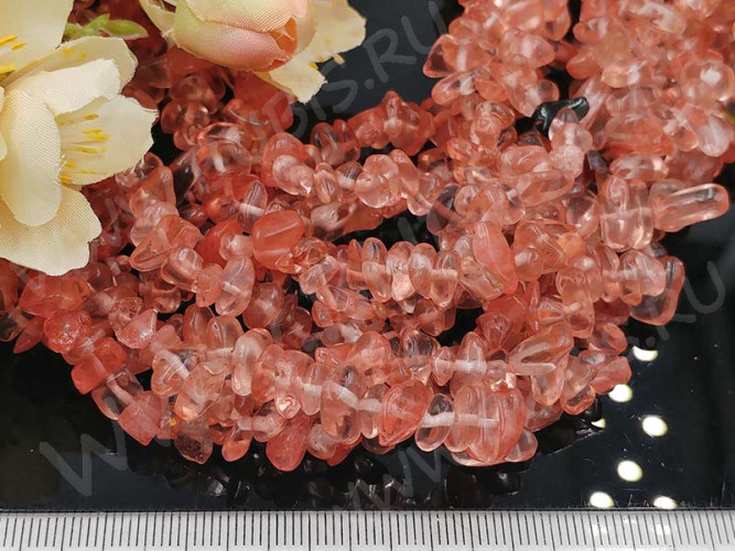 Крошка (галтовка) каменная 215 5-10мм Халцедон (камни) (нить 43-45см)