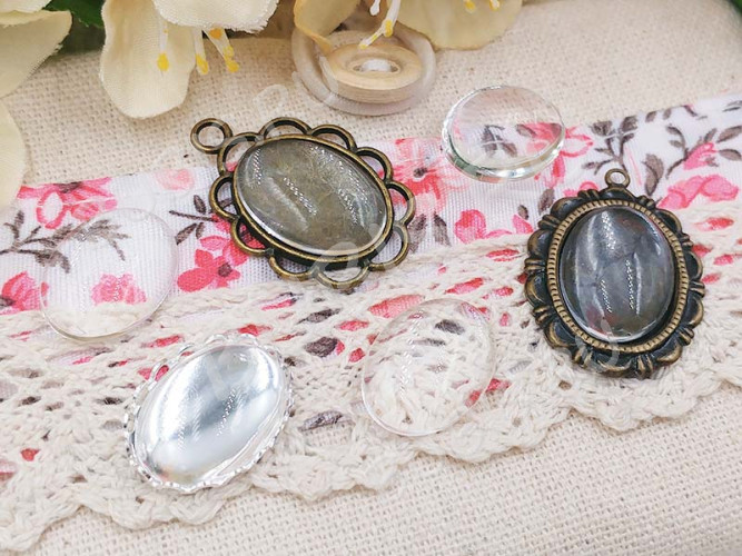 Кабошон стеклянный 42 Овал 45*35*8,5мм прозрачный (стекло)