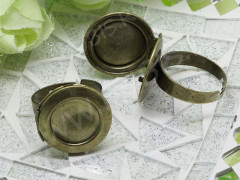 Основа (заготовка) для кольца 114 18мм с медальоном 20мм и сеттингом 14мм античная бронза (Brass)