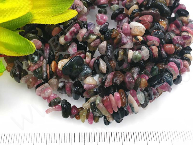 Крошка (галтовка) каменная 181 4-9мм Турмалин натуральный (камни) (нить 43-45см)