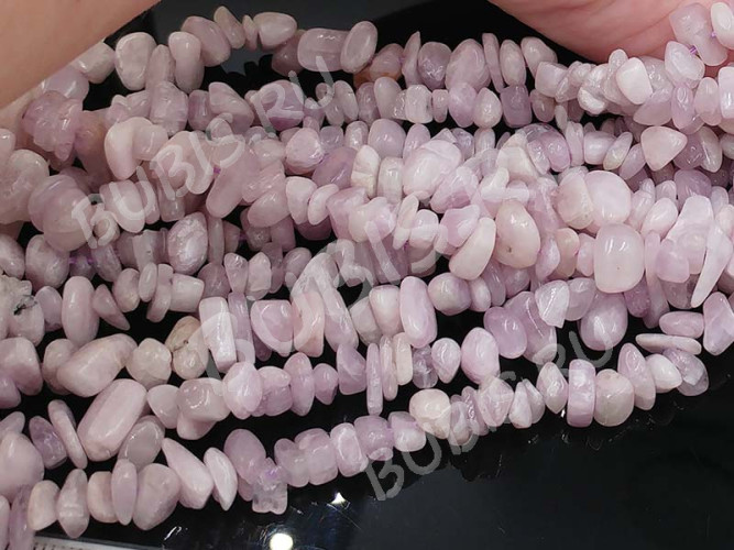 Крошка (галтовка) каменная 218 4-9мм Кунцит натуральный (камни) (нить 40см)