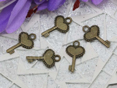 Подвеска Ключик 50 3D с сердечком 17*10*1,5мм античная бронза (литьё)