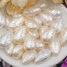 Купить (СКИДКИ!!!) Бусина акриловая Капелька 03 с узором 18*11*6,5мм МИКС белых и айвори жемчужных (акрил) (20шт.) с доставкой по России