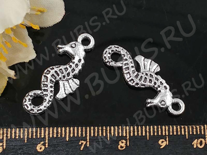 Подвеска Морской конёк 02 3D 26*10*2,5мм античное серебро (литьё)