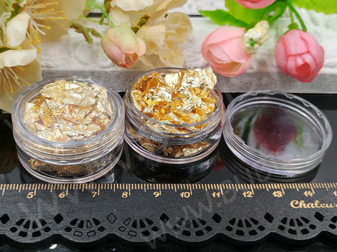 Наполнение для смолы и бутылочек 070 Поталь Bubis Crafts фольга золотистая в контейнере (декор)