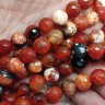 Купить (ОПТ) Бусина округлая ГРАНЁНАЯ 10мм Агат кракле Огненный сердоликово-черный (камни) (НИТЬ) с доставкой по России