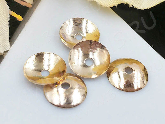 (ОПТ) Шапочка тонкая 103 простая 40 сплошная 8*8*1,5мм светлое золото (Iron) (100шт.)