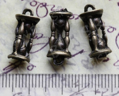 Подвеска Часы 06 3D Песочные 17*7,5*6,1мм античная бронза (литьё)