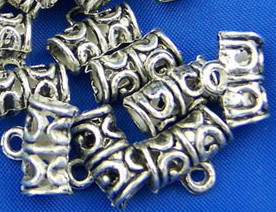 Бусина с петлёй 004 Бейл ажурный 11,5*9*6мм античное серебро (литьё)