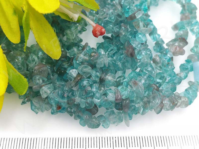 Крошка (галтовка) каменная 184 3-8мм Апатит натуральный (камни) (нить 43-45см)