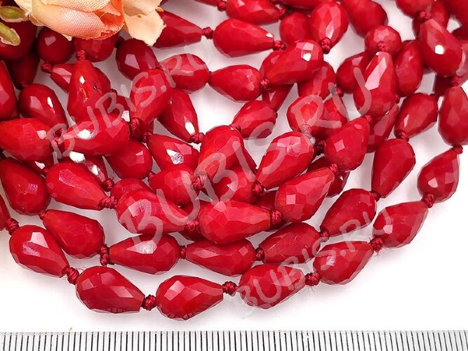 (ОПТ) Бусина Капля гранёная 12*8*8мм т.красная непрозрачная (имитация Сваровски) (НИТЬ)