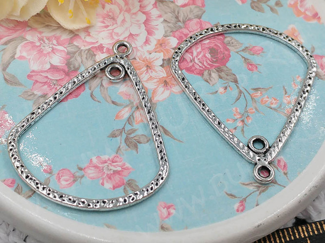 352 Коннектор Капля контур рамка 38,5*31,5*1,3мм античное серебро (литьё)